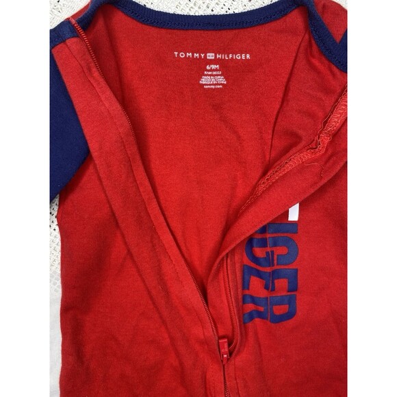 Tommy Hilfiger Sleeper Footed Pajama Size 6/9 Months Zip Unisex - Picture 2 of 3